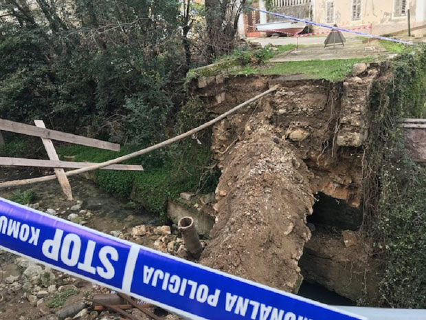 ХН: Обнова цеви за канализацију